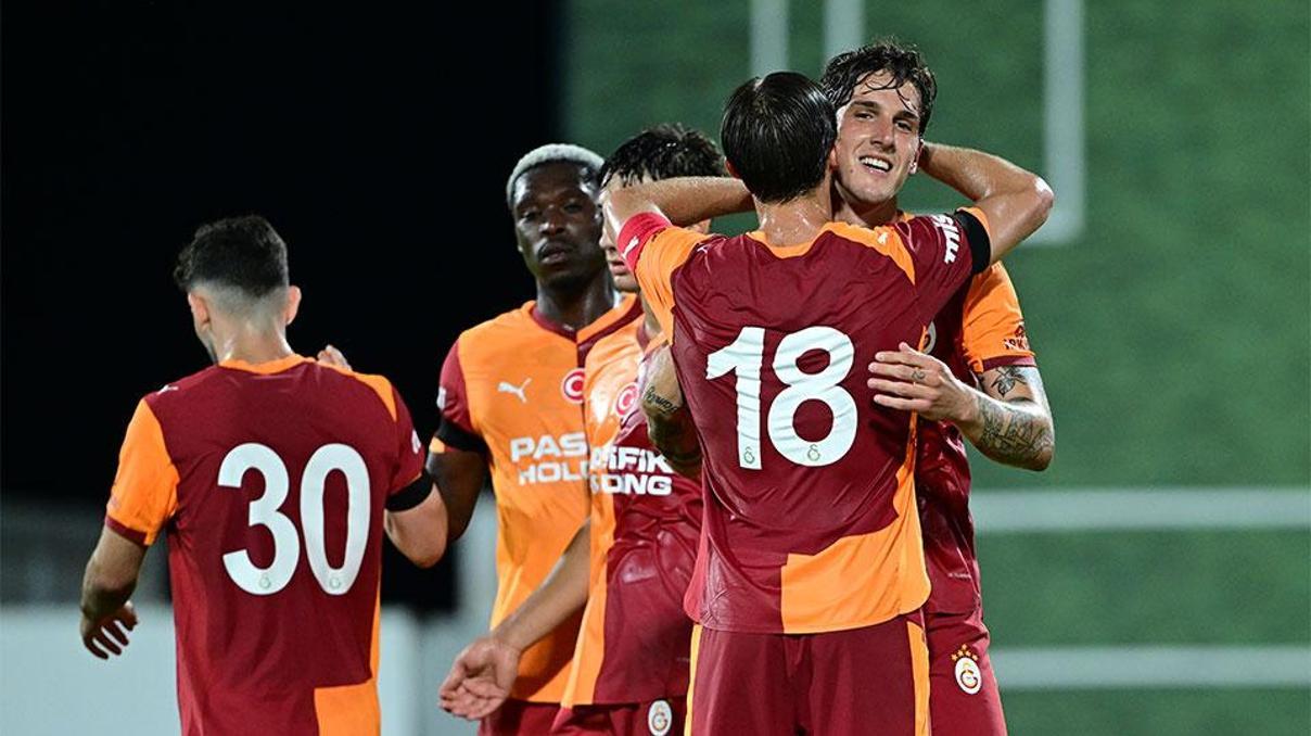Galatasaray, hazırlık maçında Ümraniyespor’u 5-2 yendi Galatasaray, hazırlık maçında Ümraniyespor’u 5-2 yendi