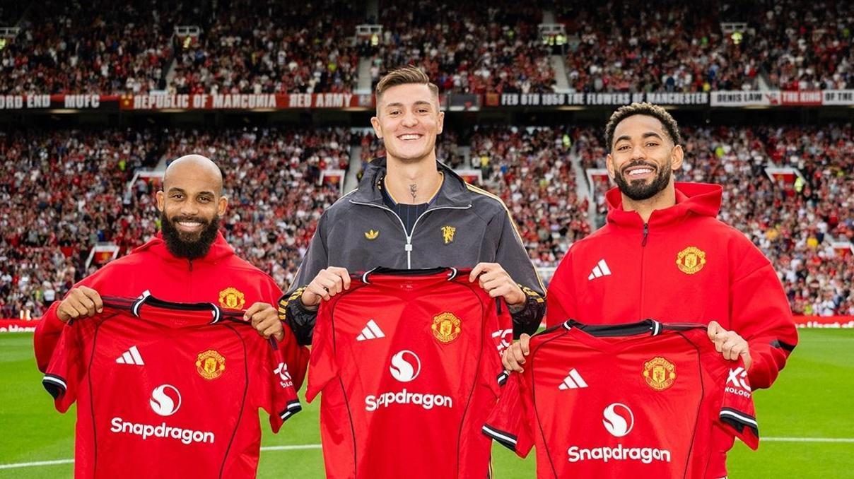 Manchester United, yeni hücum hattına servet harcadı