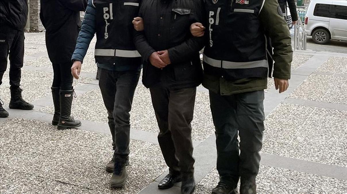 Çeşitli suçlardan aranan 14 şüpheli yakalandı