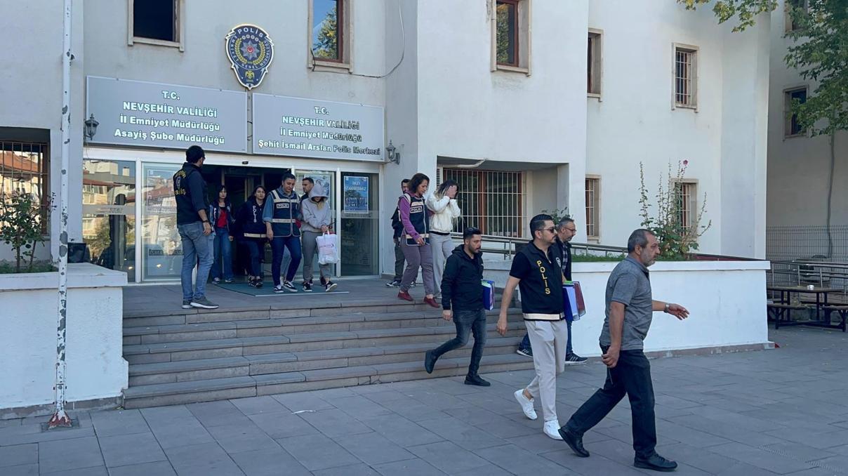 Nevşehirde fuhuş operasyonu şüphelileri adliyede