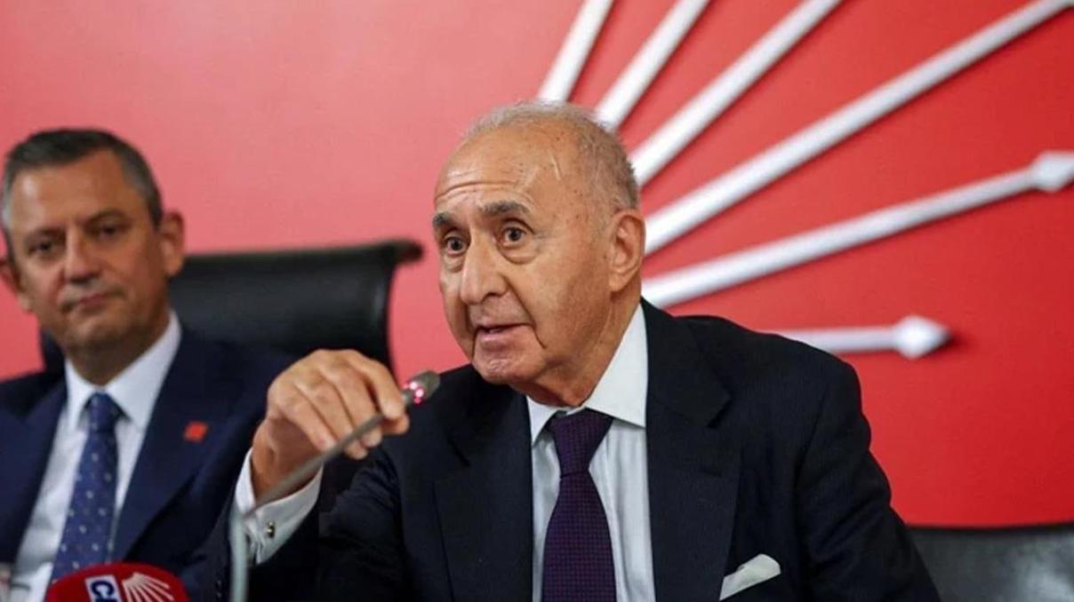 CHP Eski Genel Başkanı Hikmet Çetin hastaneye kaldırıldı CHP Eski Genel Başkanı Hikmet Çetin hastaneye kaldırıldı