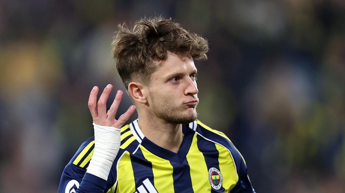 Fenerbahçede dikkat çeken Szymanski iddiası Eğer ayrılmazsa... Fenerbahçede dikkat çeken Szymanski iddiası Eğer ayrılmazsa...
