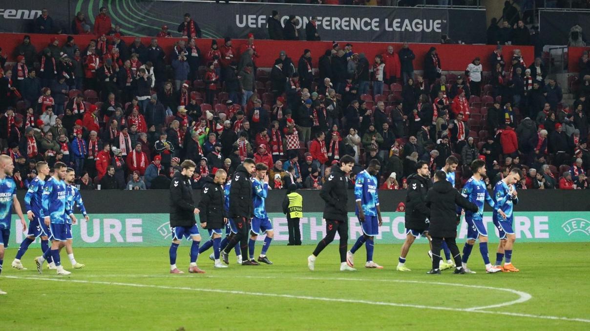 Samsunspor, galibiyet hasretine İzmirde son vermek istiyor Samsunspor, galibiyet hasretine İzmirde son vermek istiyor