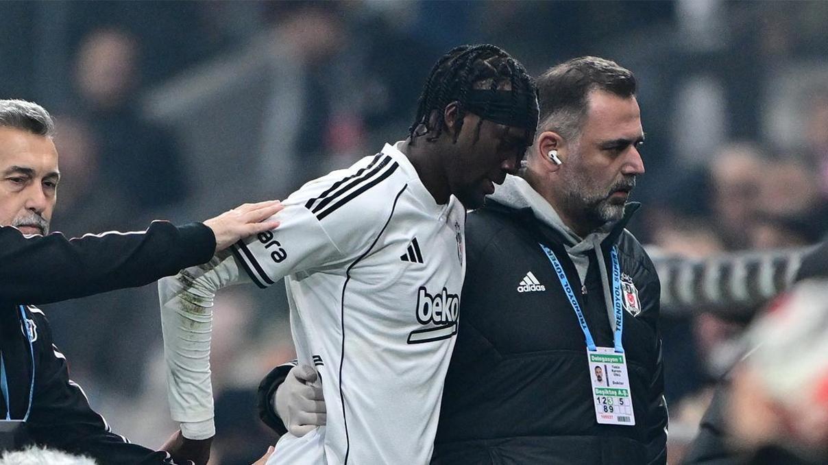 Beşiktaşın galibiyeti sonrası Abrahamı savundu: O ne yapsın Beşiktaşın galibiyeti sonrası Abrahamı savundu: O ne yapsın