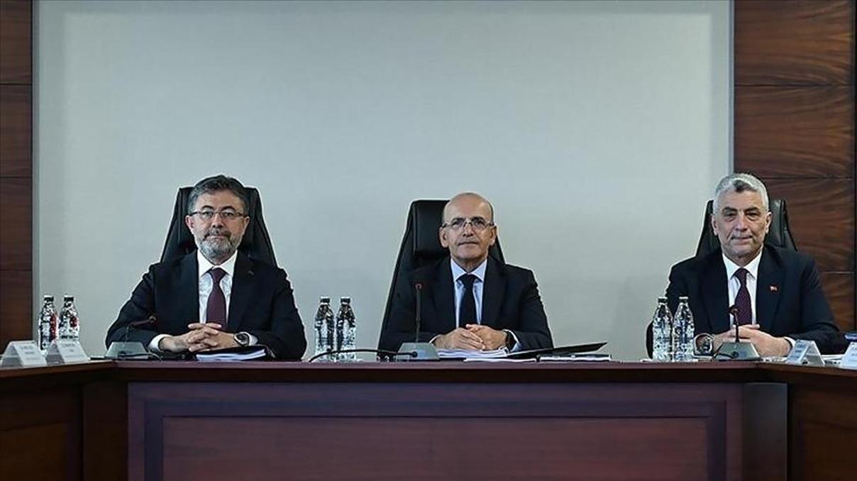 Gıda Komitesi, Hazine ve Maliye Bakanı Şimşekin ev sahipliğinde toplandı Gıda Komitesi, Hazine ve Maliye Bakanı Şimşekin ev sahipliğinde toplandı