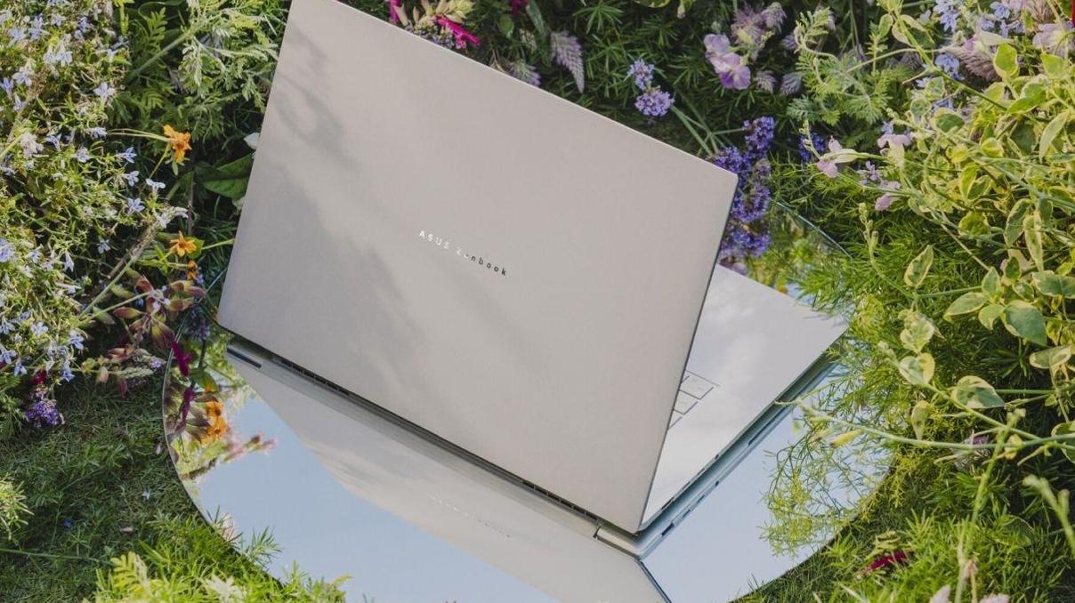 Zenbook S14 herkese satılmayacak Zenbook S14 herkese satılmayacak
