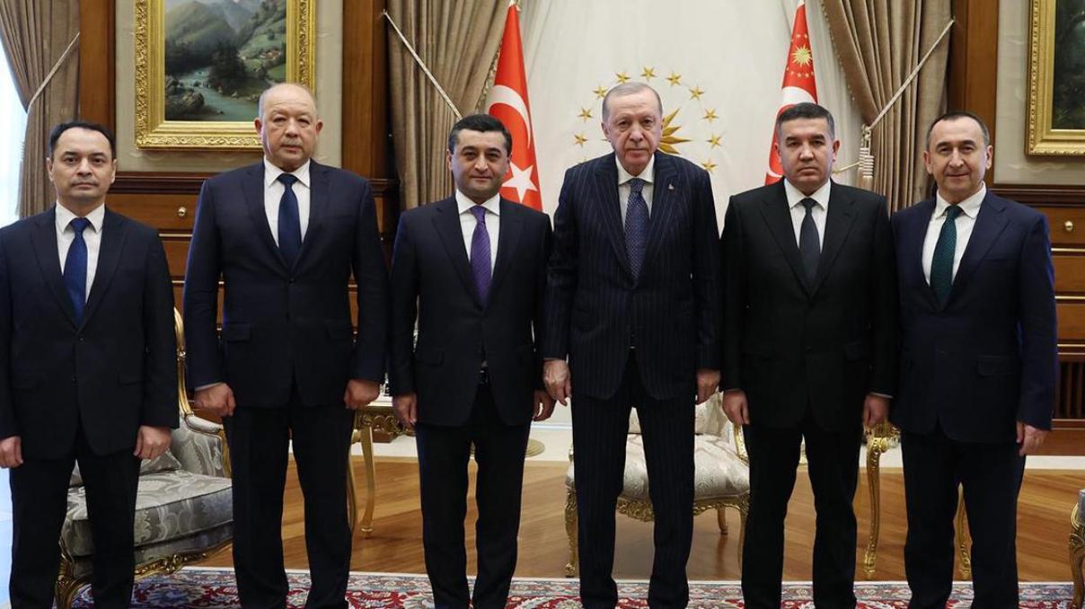 Cumhurbaşkanı Erdoğan, Özbekistan heyetini kabul etti Cumhurbaşkanı Erdoğan, Özbekistan heyetini kabul etti