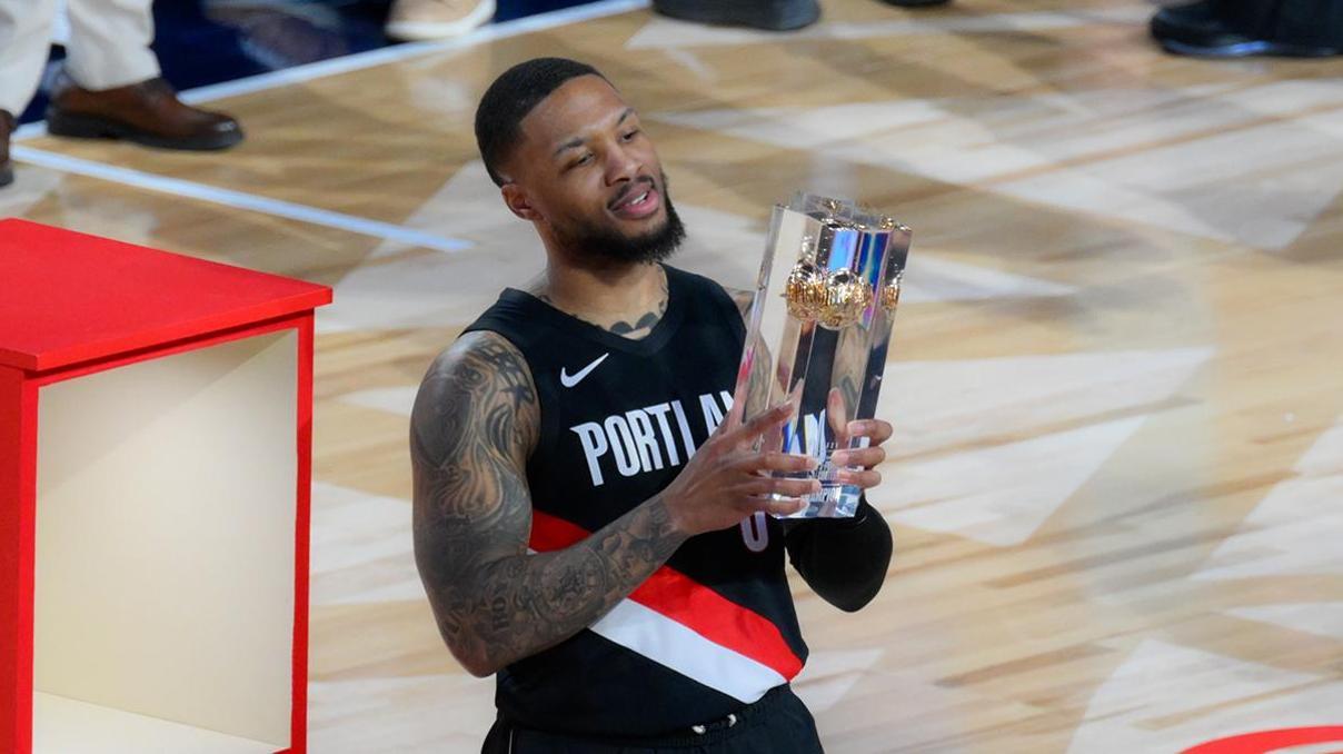 Damian Lillard, NBA All-Star 3 sayı yarışmasını bir kez daha kazandı
