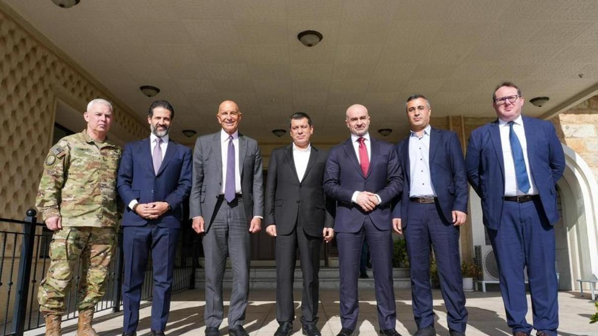 ABDnin Suriye Özel Temsilcisi Barrack, SDG elebaşı Mazlum Abdi ile görüştü ABDnin Suriye Özel Temsilcisi Barrack, SDG elebaşı Mazlum Abdi ile görüştü