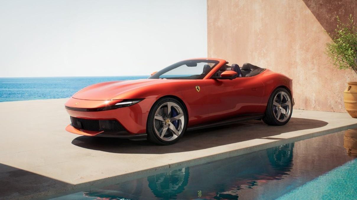 Ferrariden yeni Spider geliyor