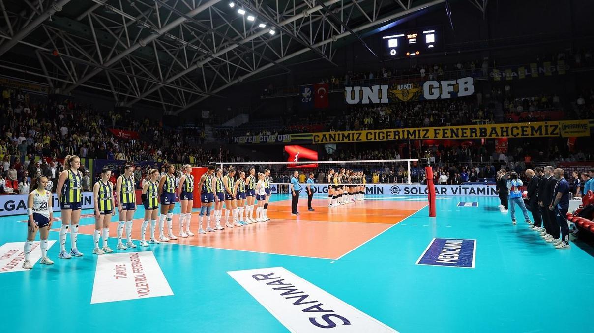Voleybolda şampiyon belli oluyor Voleybolda şampiyon belli oluyor