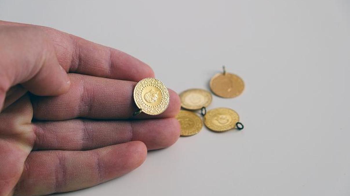 CANLI ALTIN FİYATLARI 9 MAYIS: Gram, çeyrek, yarım ve cumhuriyet altını ne kadar Kapalı Çarşı altın alış satış fiyatları son durum CANLI ALTIN FİYATLARI 9 MAYIS: Gram, çeyrek, yarım ve cumhuriyet altını ne kadar Kapalı Çarşı altın alış satış fiyatları son durum