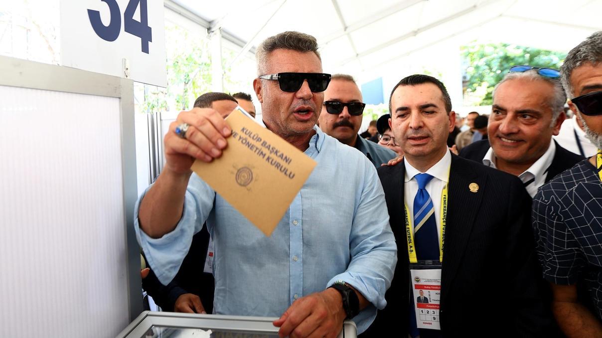 Sadettin Saran, seçimde oyunu kullandı Sadettin Saran, seçimde oyunu kullandı