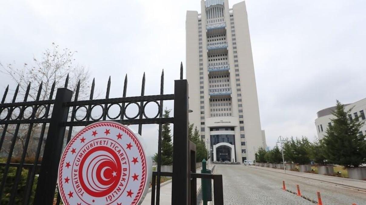 Serbest bölgelerden ihracatta tarihi rekor İlk 6 ayda 6,6 milyar dolarlık ihracat Serbest bölgelerden ihracatta tarihi rekor İlk 6 ayda 6,6 milyar dolarlık ihracat