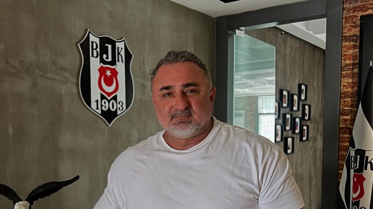 Salah paylaşımı gündem olmuştu Veysel Ahmet Çağlar istifa etti...