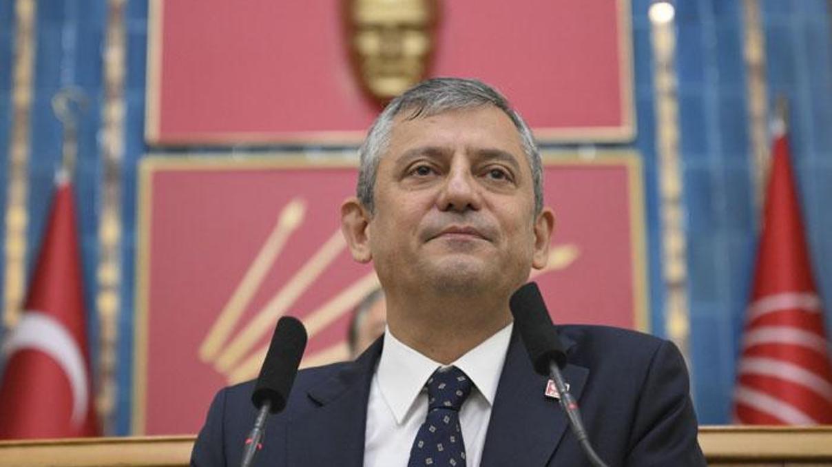 Özgür Özelin CHP faturası Abdulkadir Selvi yazdı: Türk siyasetinde ikinci bir örneği yok Özgür Özelin CHP faturası Abdulkadir Selvi yazdı: Türk siyasetinde ikinci bir örneği yok