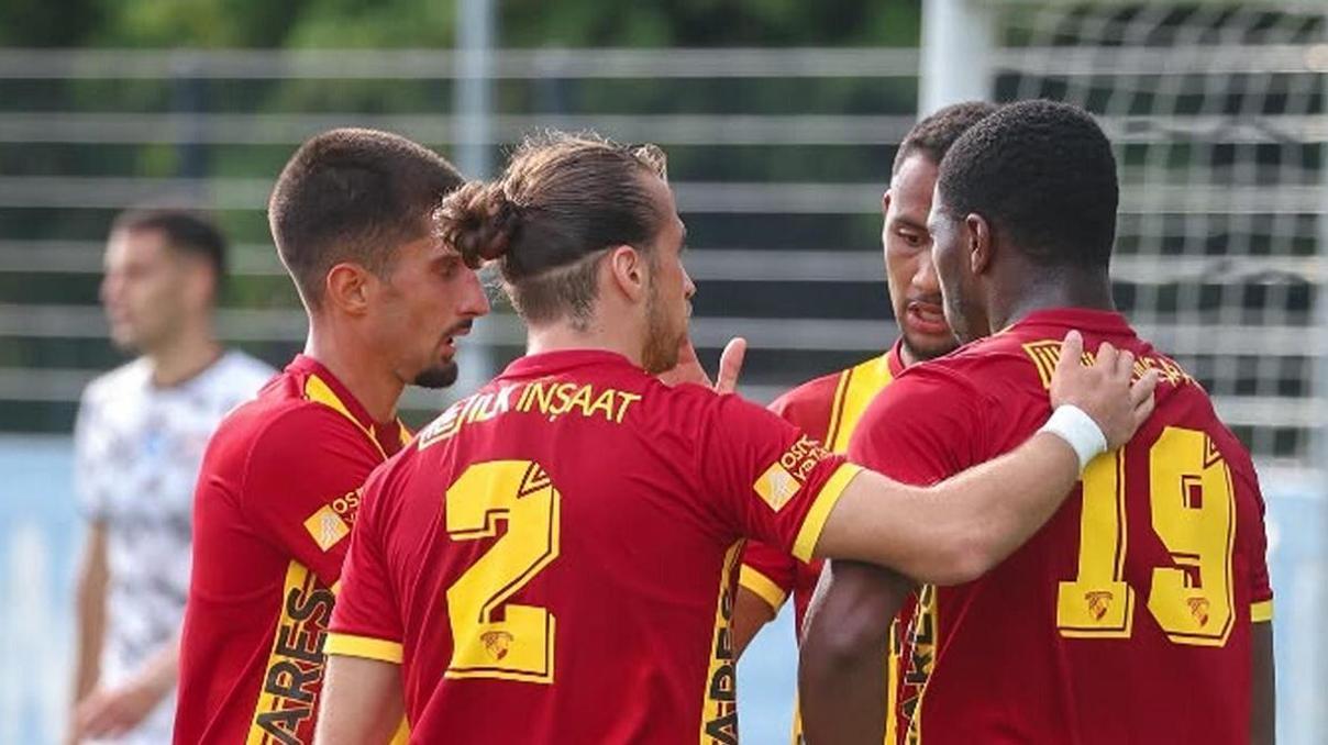 Göztepe, Slovenya kampında 4te 4 yaptı
