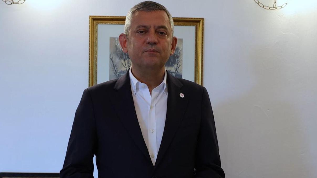 Özgür Özel, YENİ Parti için bağış kampanyası başlatıldığını duyurdu