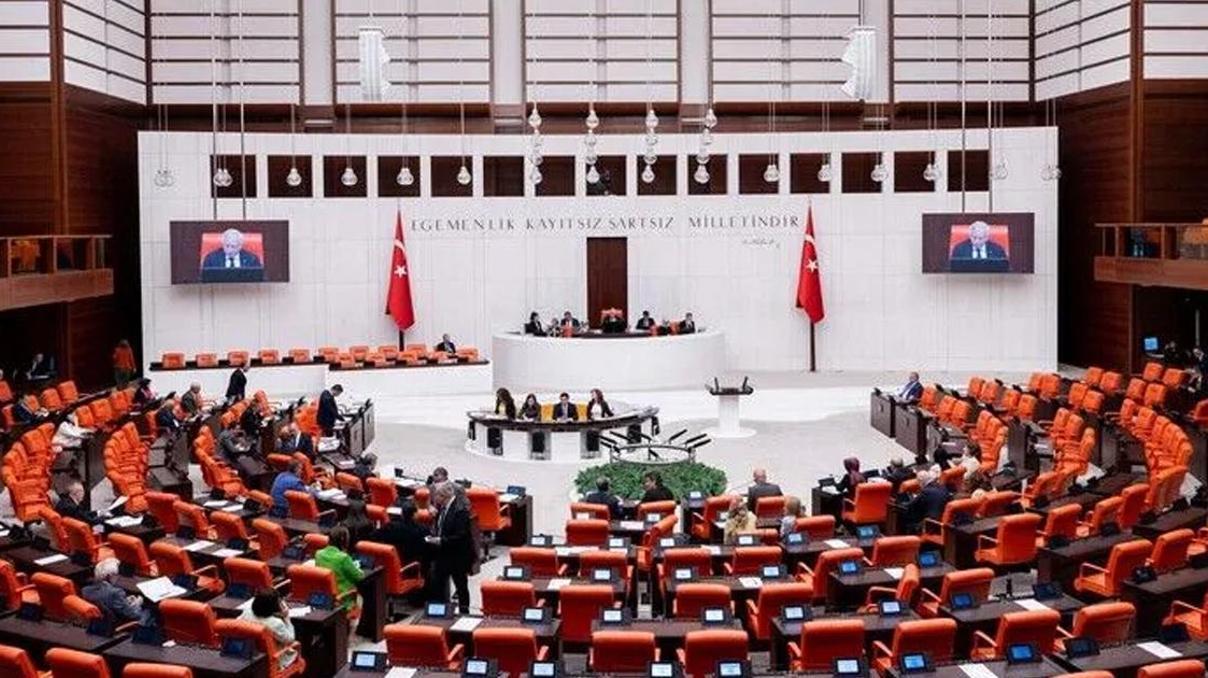 Üniversite öğrencilerine yönelik af düzenlemesi TBMM’de kabul edildi