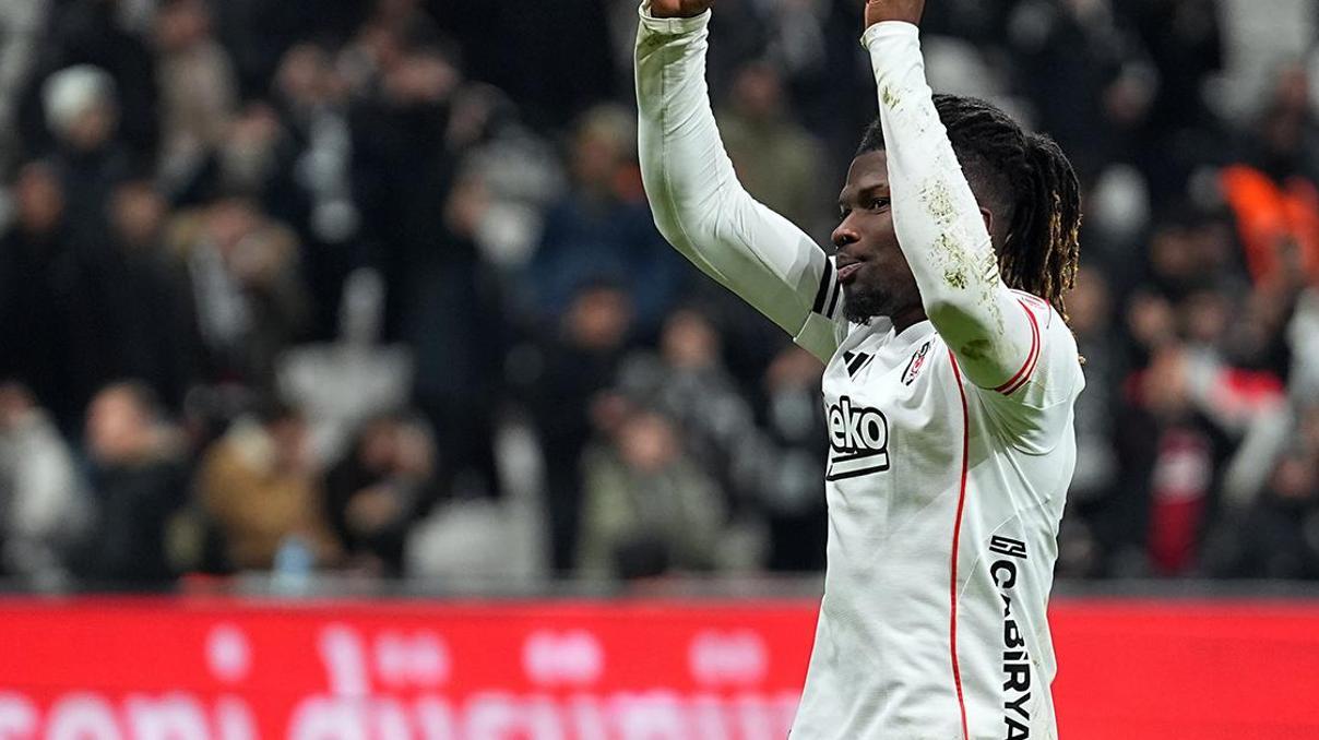 Beşiktaş’tan ayrılmıştı El Bilal Toure’nin yeni adresi belli oldu Beşiktaş’tan ayrılmıştı El Bilal Toure’nin yeni adresi belli oldu