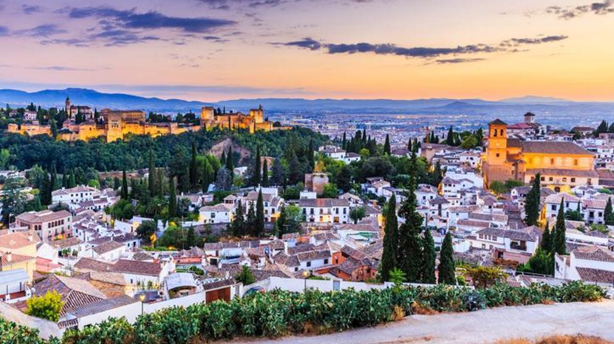 İspanyanın Granada kentinde 4,8 büyüklüğünde deprem: 3 yaralı