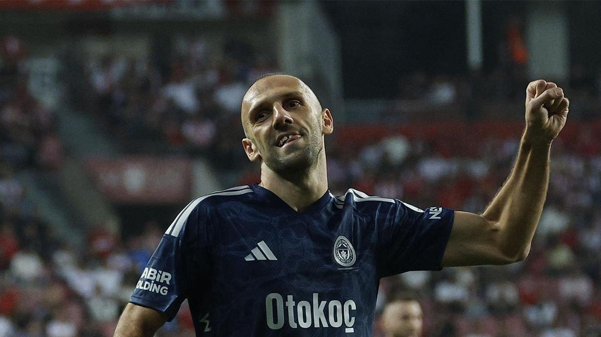 Vedat Muriç seriyi üç maça taşıdı: Konya, Lyon ve Samsun