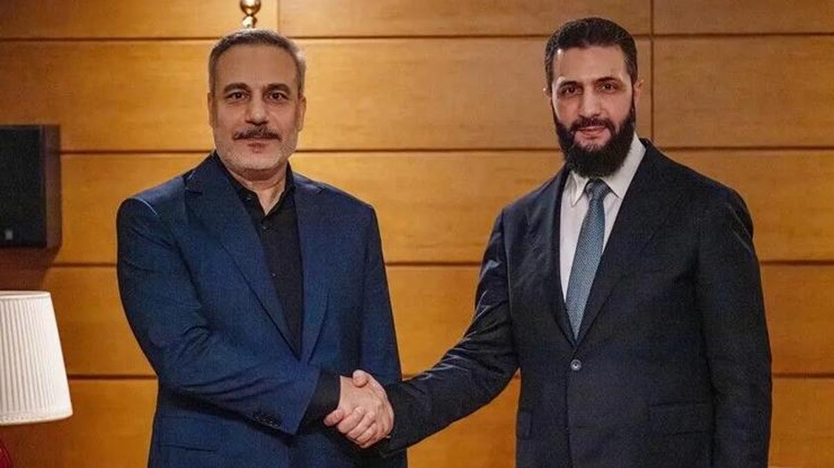 SON DAKİKA HABERİ: Dışişleri Bakanı Hakan Fidan, Şara ile görüştü