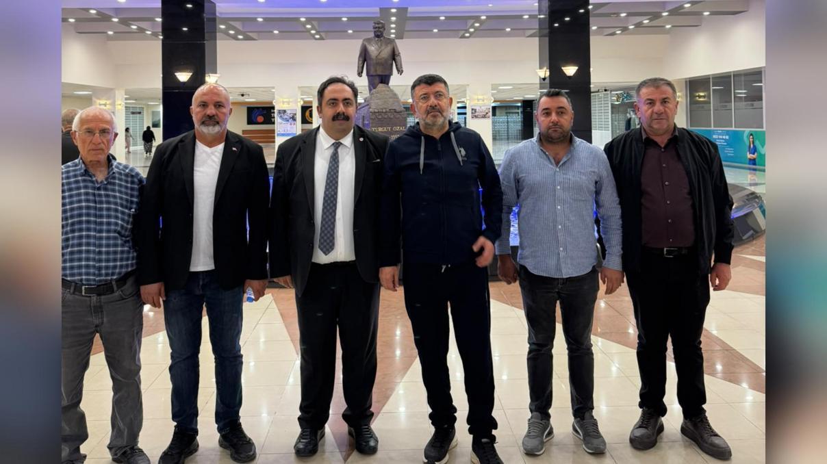 Veli Ağbaba, taburcu edildi Veli Ağbaba, taburcu edildi
