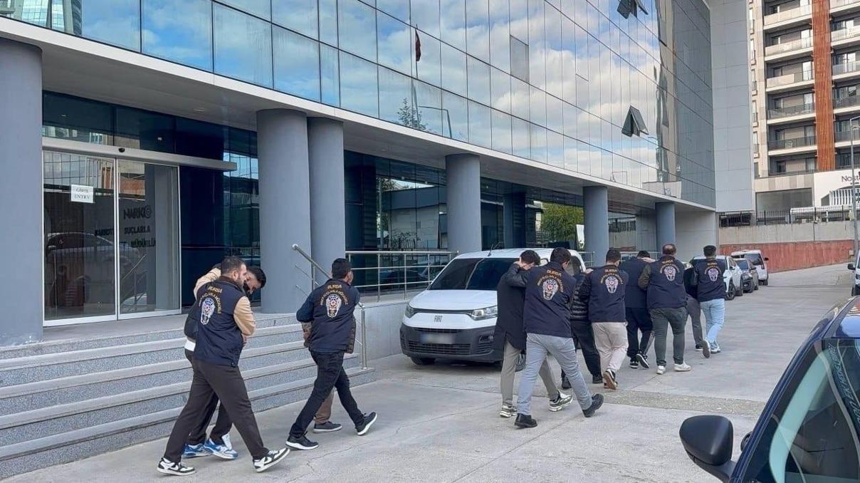 Bursa merkezli 4 ilde dolandırıcılık operasyonu: 4 tutuklama Bursa merkezli 4 ilde dolandırıcılık operasyonu: 4 tutuklama