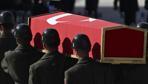 Hakkaride hudut geçiş olayına müdahale ederken yaralanan askerimiz şehit oldu