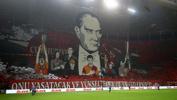 Galatasaray-Beşiktaş derbisinde muhteşem koreografi