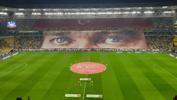 Fenerbahçeli taraftarlardan muhteşem koreografi!