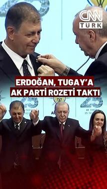 İzmir AK Parti'ye Geçti! Cumhurbaşkanı Erdoğan, Cemil Tugay'a Rozeti Taktı