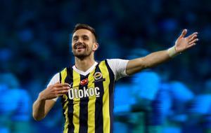 Fenerbahçe'de Dusan Tadic yolcu! Taraftarın tepkisini çeken Sırp yıldızla anlaşma sağladılar...