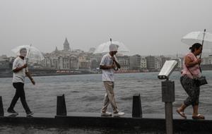 SON DAKİKA! İstanbul'da Bir Haftada İki Mevsim! Kar ve Şiddetli Sağanak Geliyor