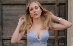 Meryem Uzerli: Çevremdeki insanları değiştirdim