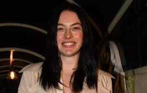 Melis Sezen'i gören fotoğraf çekilmek için sıraya girdi!