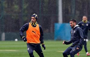 Fenerbahçe, Beşiktaş derbisi hazırlıklarına devam ediyor