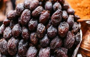 Hurmanın Şaşırtıcı Faydaları: Oruç Açarken Neden Tercih Edilmeli?