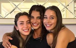 Survivor Pınar Saka eşi Erhan Seçkin'e kavuştu