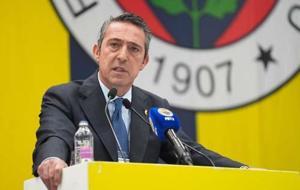 Fenerbahçe Başkanı Ali Koç'tan açıklamalar: Mourinho'ya teklif geldi! Osimhen 40 yılda bir gelir