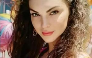 Ünlü şarkıcı Nez AVM'de şarkı söylerken görüntülendi