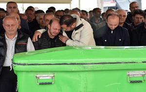 Metrobüs kazasında hayatını kaybeden Ebru Heper'e veda