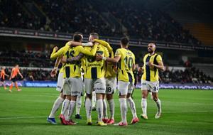 Fenerbahçe'de ayrılık! Yeni transfere yol göründü...