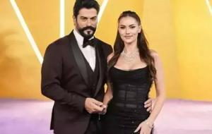 Fahriye Evcen 11 yıl sonra mezun olduğu üniversiteye döndü