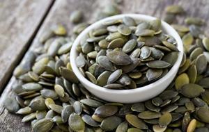 Kabak çekirdeğine Salmonella, zencefile Bacillus cereus nasıl bulaşıyor?