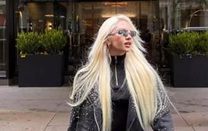 Ece Seçkin'in konserinde yürekler ağza geldi! Konseri yarıda kesti