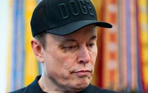 Elon Musk'ın gözü neden morardı? Söylentiler aldı başını gitti: 'Aşk üçgeni' iddiaları...