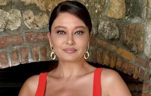 Nurgül Yeşilçay fena dalga geçti! O akıma katılanları böyle ti'ye aldı