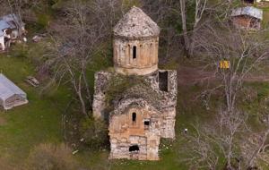 Doğayla İç İçe Konumu ve Tarihi Dokusuyla Öne Çıkıyor! Rabat Manastırı'na Ziyaretçi Akını